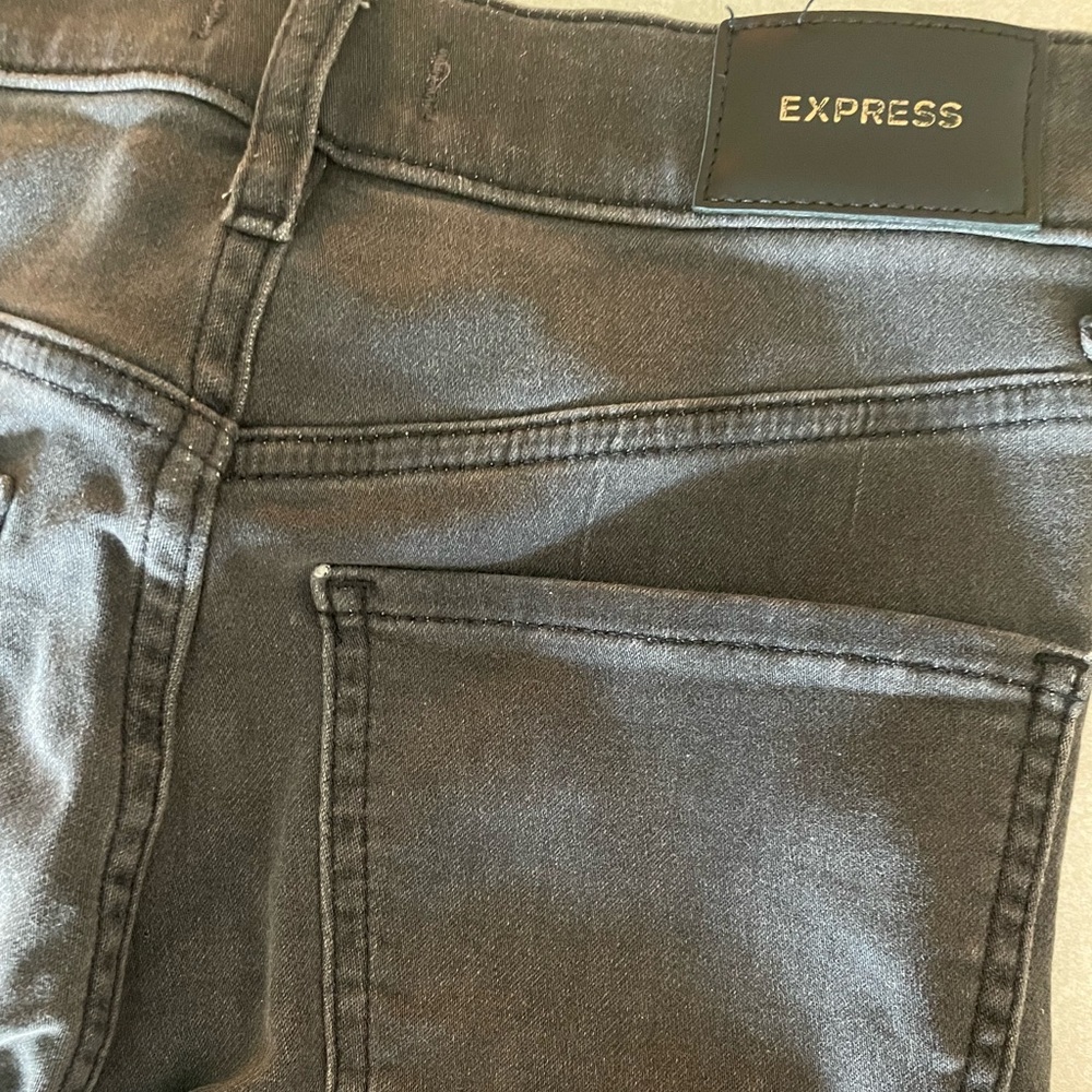 Express Skinny High Rise Jeans - Picture 2 of 4